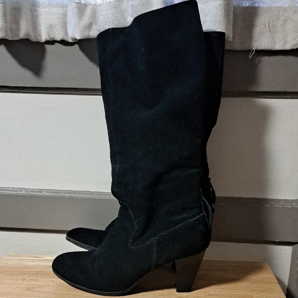 Elegant Black Suede Women's Boots